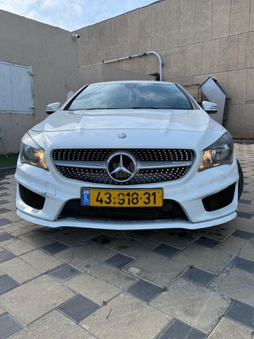 מודעת רכב מרצדס-בנץ CLA 1