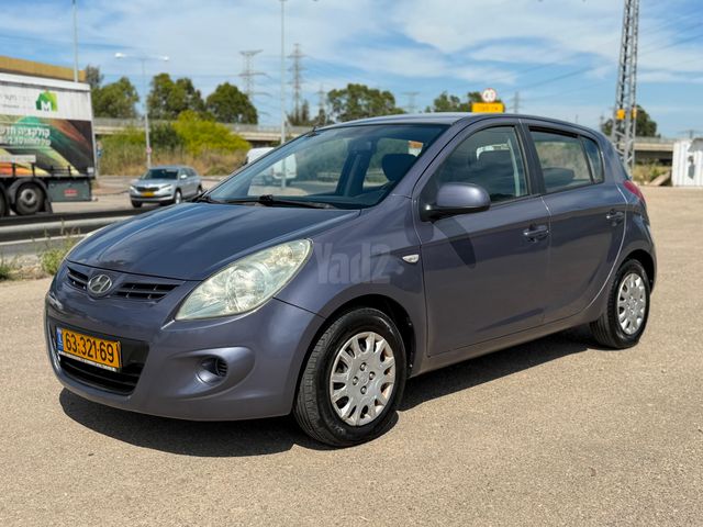 מודעת רכב יונדאי i20