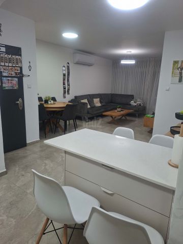 אברהם בן שושן 80
