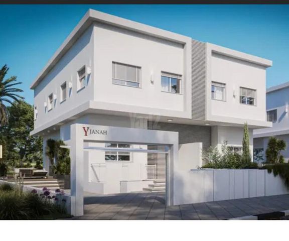 שושנת העמקים 38