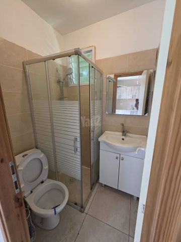 תמונה 5 של דירת 1.5 חדרים להשכרה בנתניה