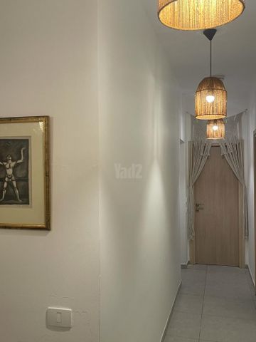 דוכיפת 21