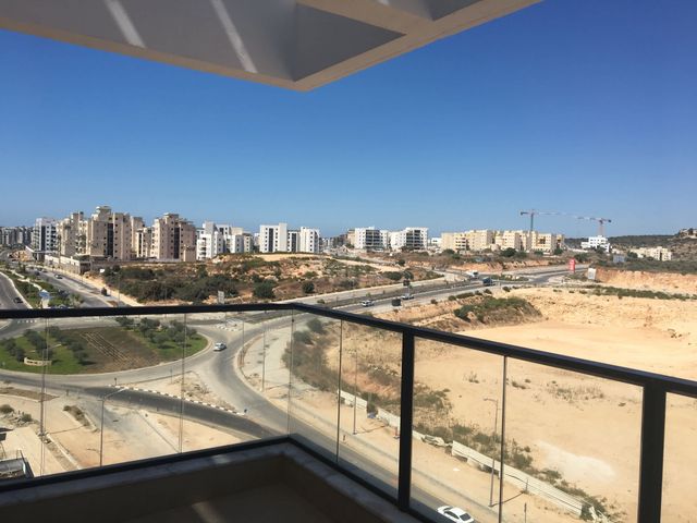 דרך ארץ 70
