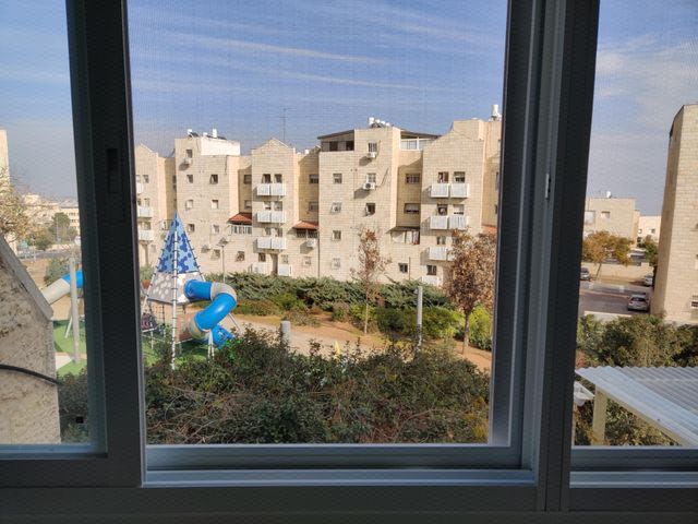 מרדכי זר 7