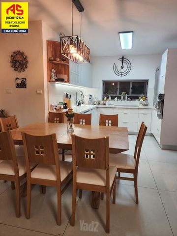 Rehovot, Israel 6