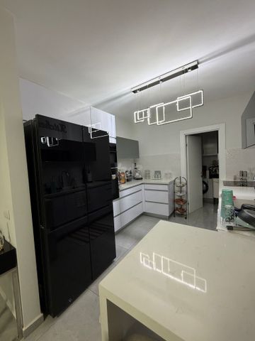 דירה למכירה בירושלים (תיווך) — 4