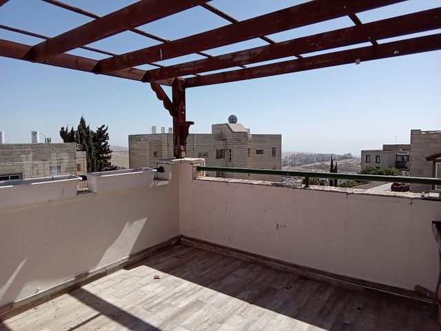 דירה למכירה בירושלים (תיווך) — 2