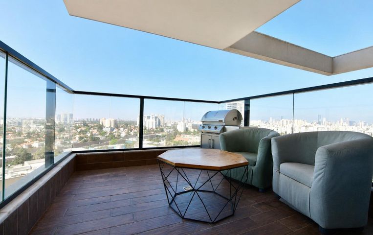 יצחק שמיר 9