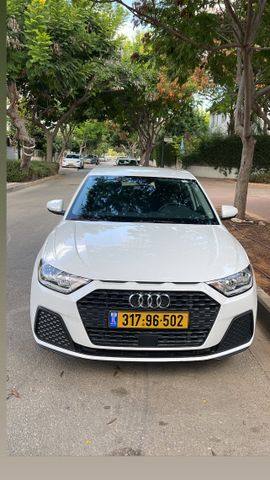מודעת רכב אאודי A1