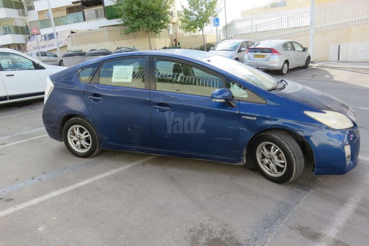 מודעת רכב טויוטה פריוס