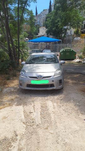 מודעת רכב טויוטה פריוס