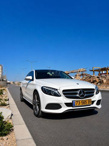 מודעת רכב מרצדס-בנץ C-class