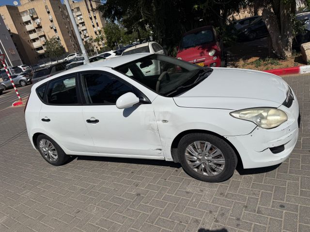 מודעת רכב יונדאי i30