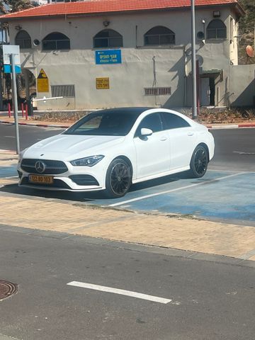 מודעת רכב מרצדס-בנץ CLA
