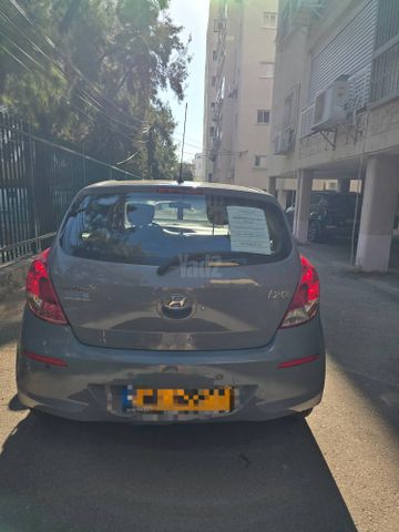 מודעת רכב יונדאי i20