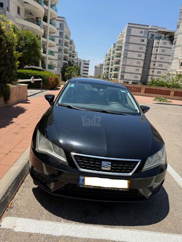 מודעת רכב סיאט לאון