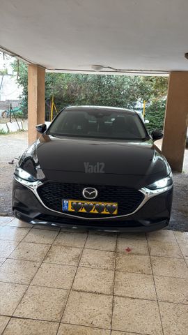 מודעת רכב מאזדה 3
