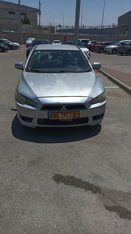 מודעת רכב מיצובישי לנסר