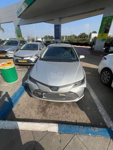 מודעת רכב טויוטה קורולה