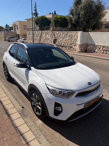 מודעת רכב קיה סטוניק