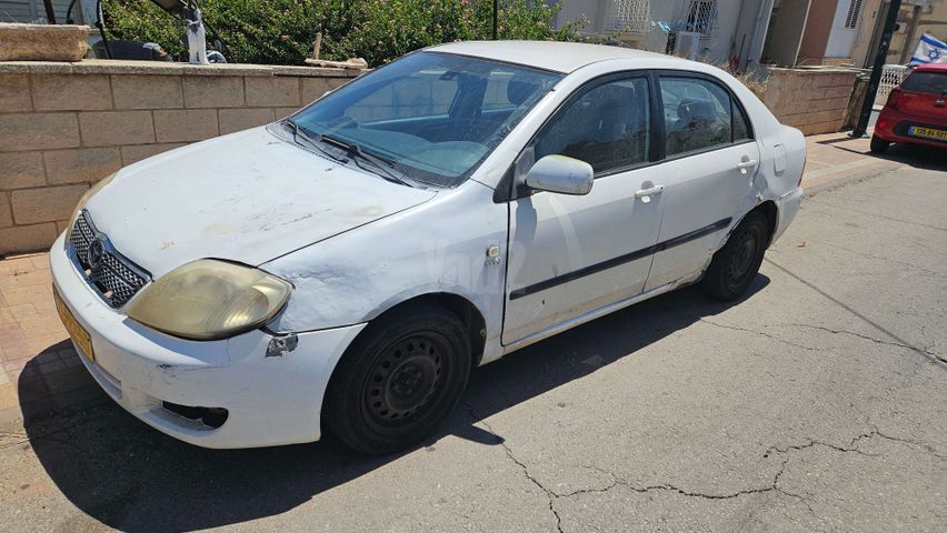 מודעת רכב טויוטה קורולה