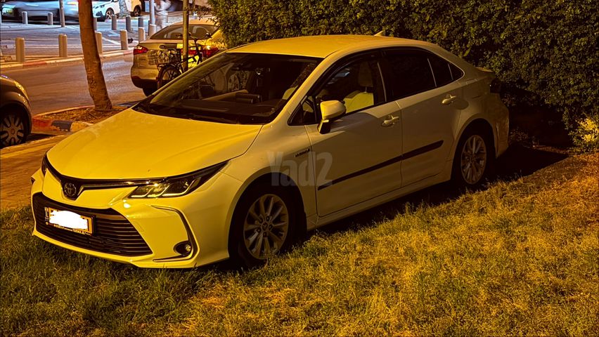 מודעת רכב טויוטה קורולה