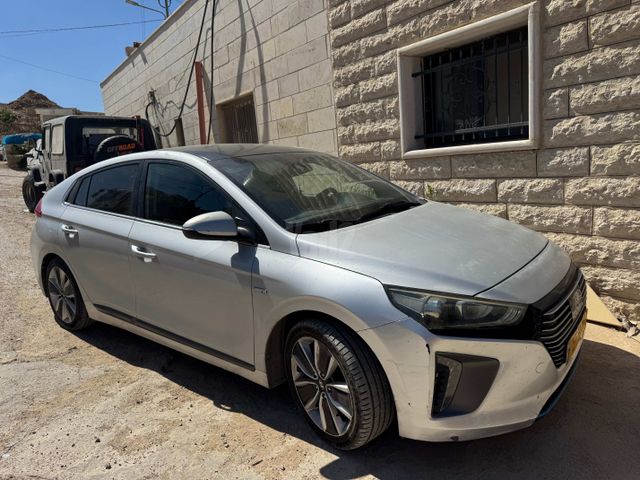 מודעת רכב יונדאי איוניק