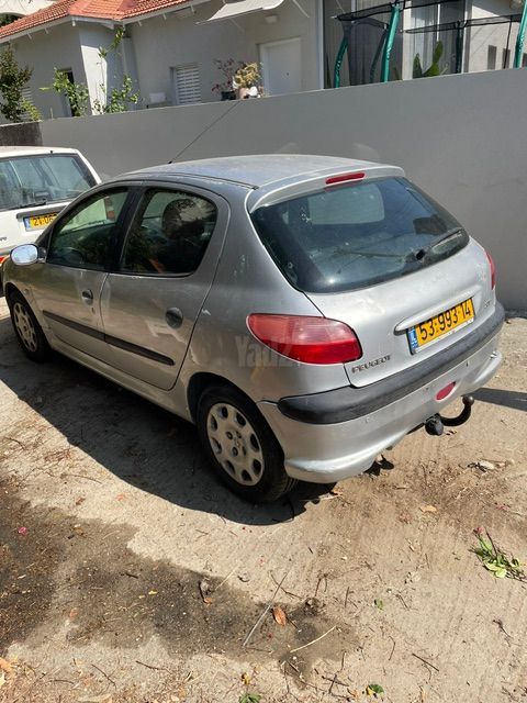 מודעת רכב פיג'ו 206