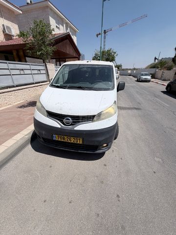 מודעת רכב ניסאן NV200
