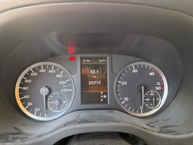 מודעת רכב מרצדס-בנץ ויטו