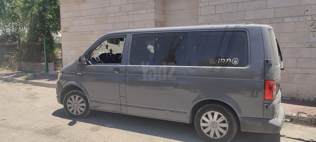 מודעת רכב פולקסווגן טרנספורטר