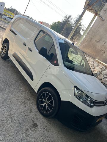 מודעת רכב סיטרואן ברלינגו 
