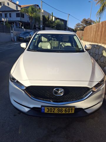 מודעת רכב מאזדה CX-5