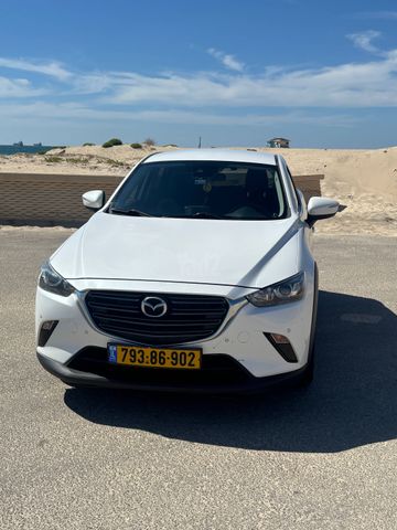 מודעת רכב מאזדה CX-3