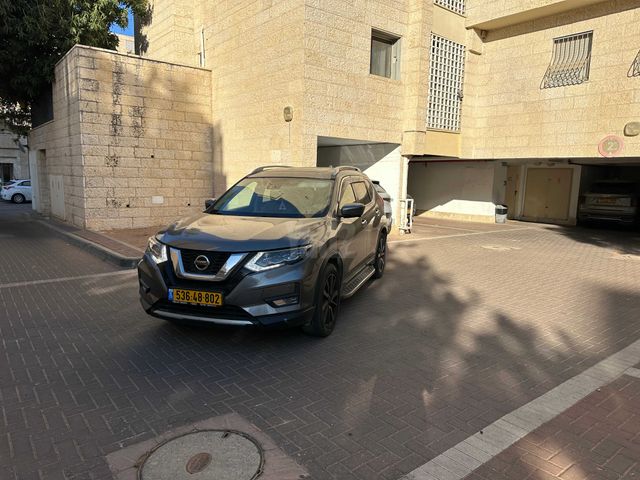מודעת רכב ניסאן אקס טרייל