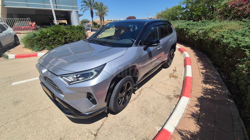 מודעת רכב טויוטה RAV4