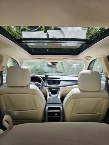 מודעת רכב קאדילק XT5