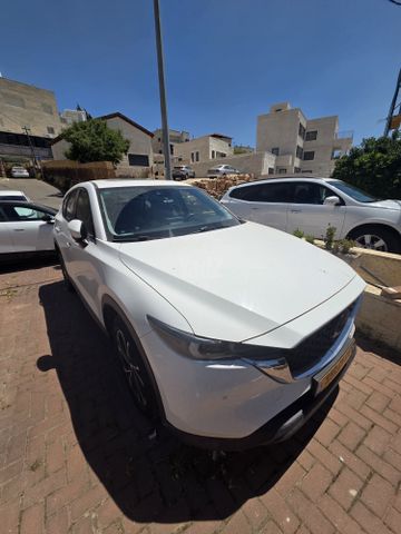 מודעת רכב מאזדה CX-5