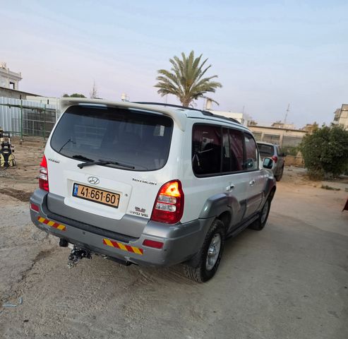 מודעת רכב יונדאי טאראקן