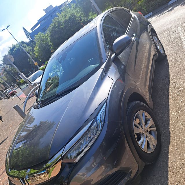 מודעת רכב הונדה HR-V