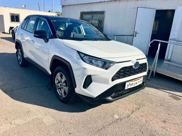 מודעת רכב טויוטה RAV4