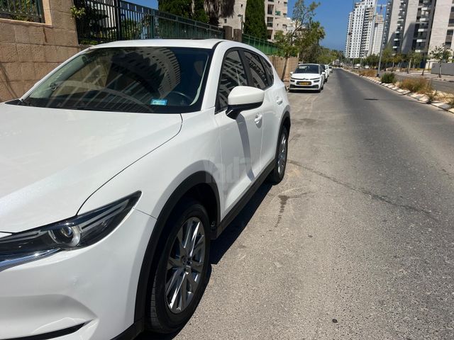 מודעת רכב מאזדה CX-5