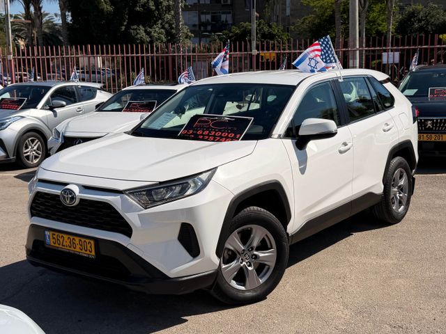 מודעת רכב טויוטה RAV4
