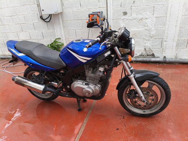 מודעת רכב סוזוקי GS500E