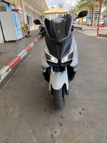 מודעת רכב סאן יאנג ג'וי-מקס Z-250