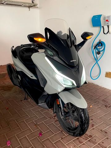 מודעת רכב הונדה פורזה 250
