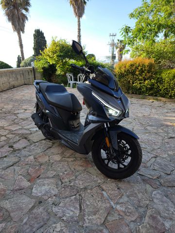 מודעת רכב סאן יאנג Jet 14 EVO