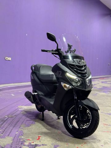 מודעת רכב סאן יאנג ג'וי רייד 200