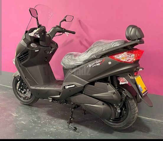 מודעת רכב סאן יאנג ג'וי רייד 200