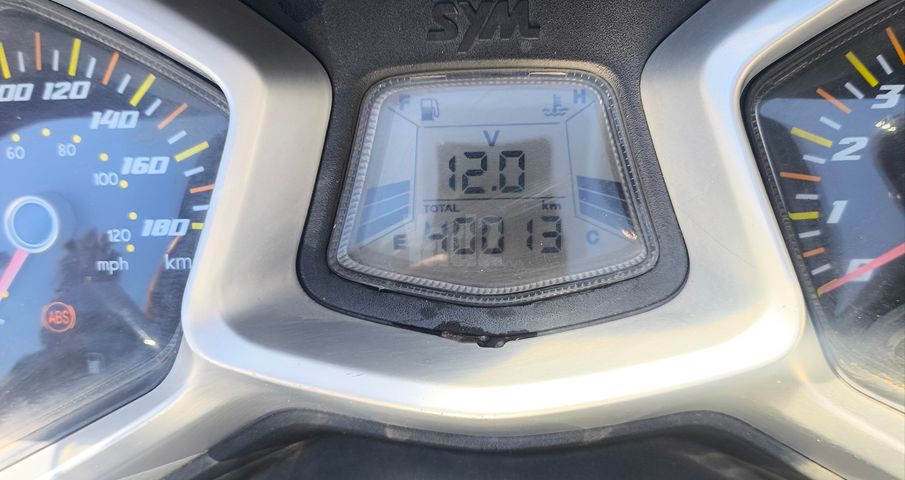 מודעת רכב סאן יאנג קרוזים 250